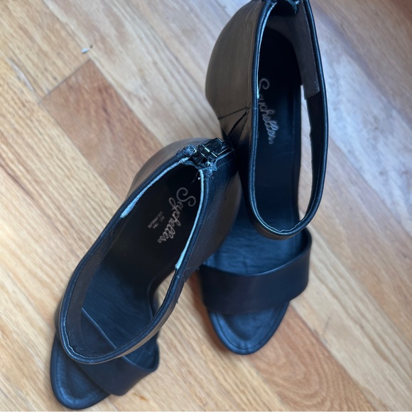 Seychelles black zipper wedge. 8.5 women’s. Worn once but no box. - Picture 4 of 10